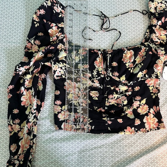 Free People Hilary Printed Top in Black Combo Long Sleeve NWOT - Picture 6 of 11